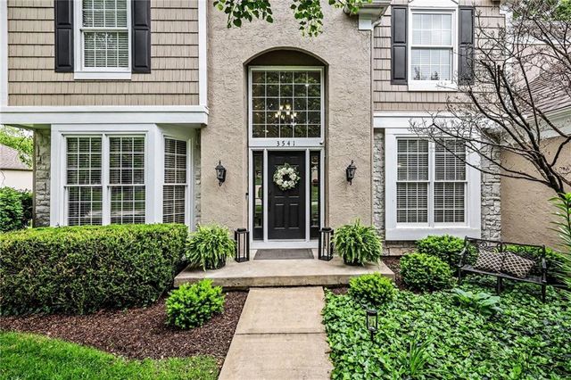 3541 W 143rd Terrace, Leawood, KS 66224