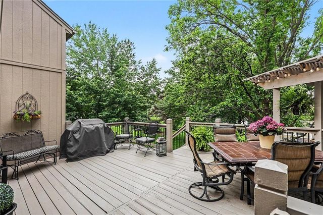 3541 W 143rd Terrace, Leawood, KS 66224
