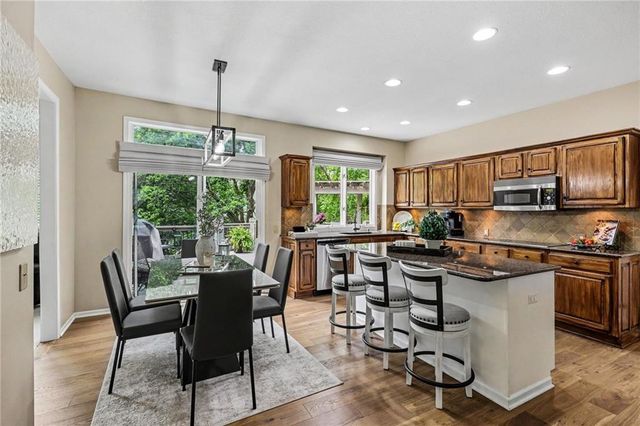 3541 W 143rd Terrace, Leawood, KS 66224