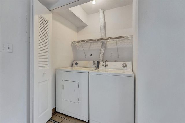 26 Wimbledon Lake Drive 248, Plantation, FL 33324