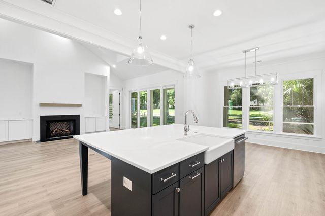 626 S Reeve Road, Saint Helena Island, SC 29920