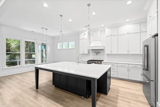 626 S Reeve Road, Saint Helena Island, SC 29920