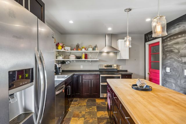 1514 Stonewall Blvd, Murfreesboro, TN 37130