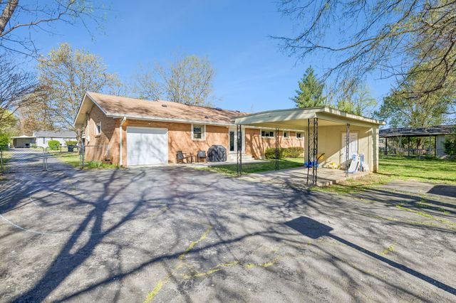 1514 Stonewall Blvd, Murfreesboro, TN 37130