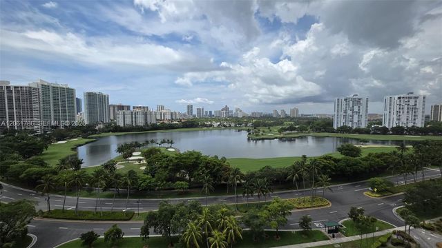 3675 N Country Club Drive 1504, Aventura, FL 33180
