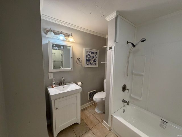 505 Calhoun Street, Mishawaka, IN 46545