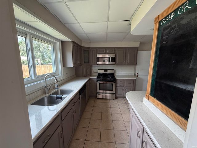505 Calhoun Street, Mishawaka, IN 46545