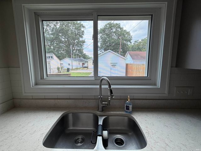 505 Calhoun Street, Mishawaka, IN 46545