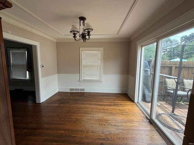 505 Calhoun Street, Mishawaka, IN 46545