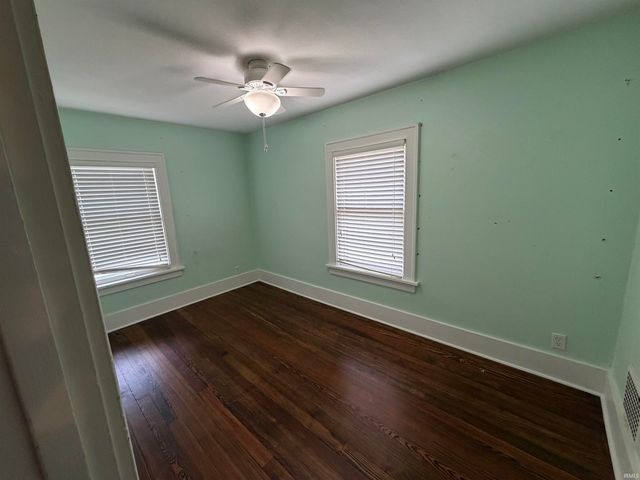 505 Calhoun Street, Mishawaka, IN 46545