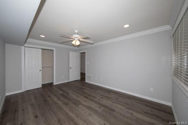 215 Tudor Lane 215, Middle Island, NY 11953