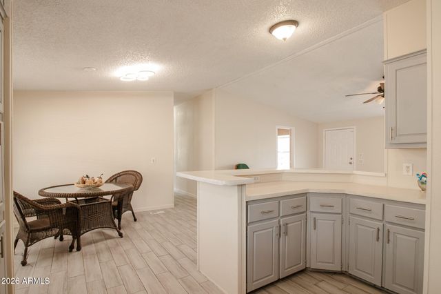 8601 N 71ST Avenue 43, Glendale, AZ 85301