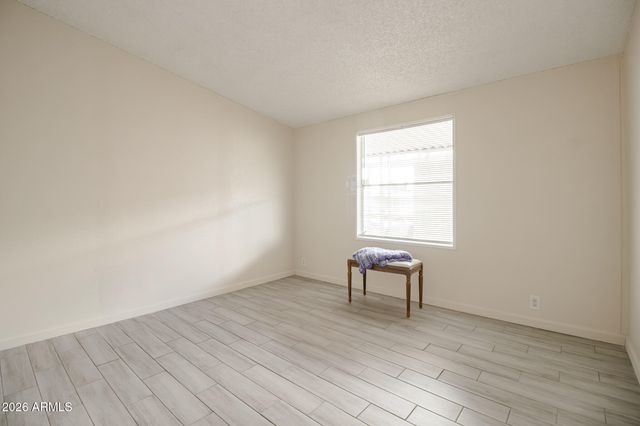 8601 N 71ST Avenue 43, Glendale, AZ 85301