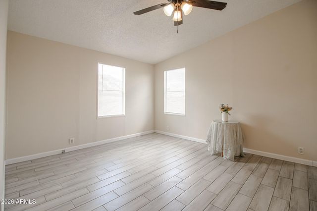 8601 N 71ST Avenue 43, Glendale, AZ 85301