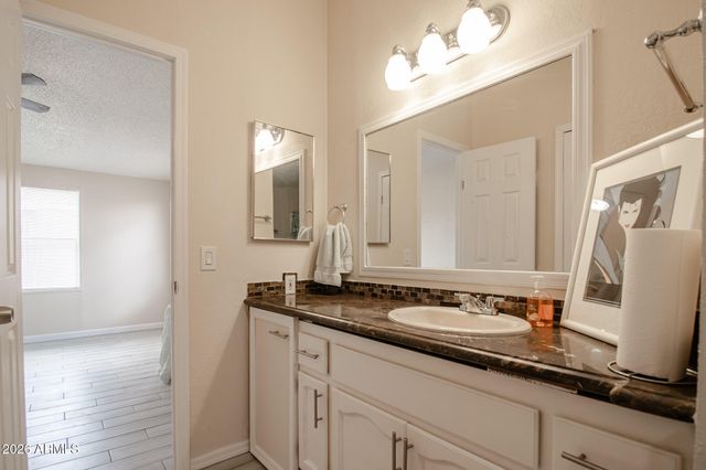8601 N 71ST Avenue 43, Glendale, AZ 85301