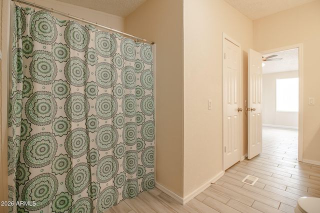 8601 N 71ST Avenue 43, Glendale, AZ 85301