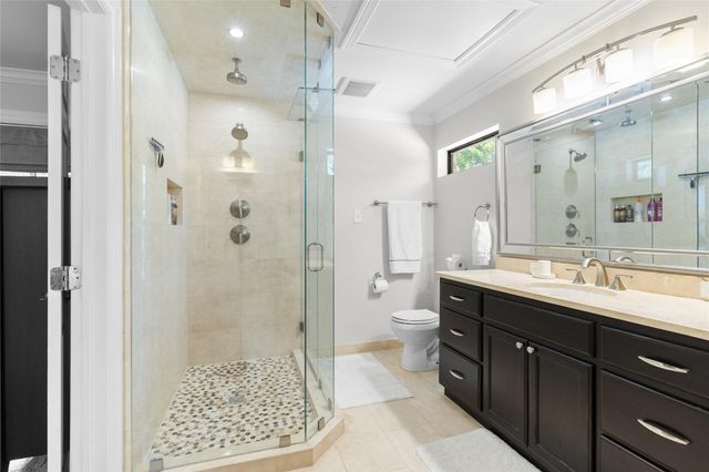 10 Holly Tree Lane, Spring, TX 77373