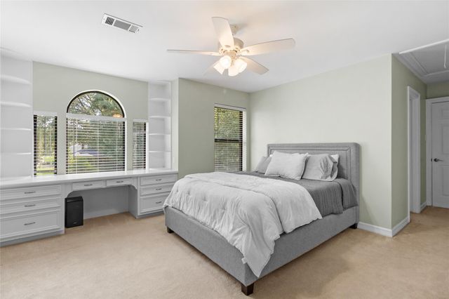 10 Holly Tree Lane, Spring, TX 77373