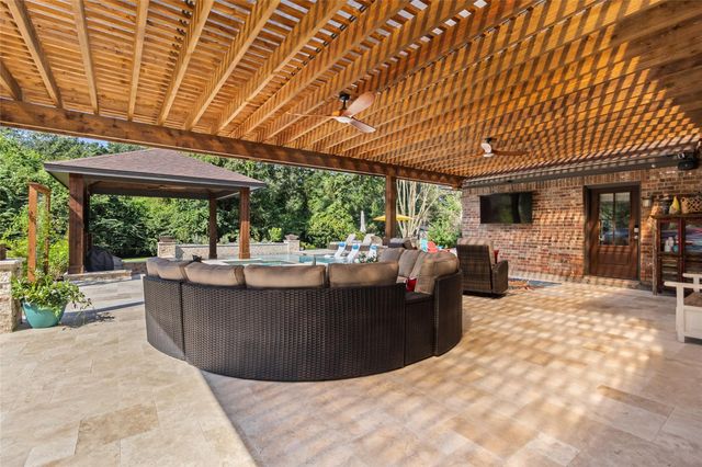 10 Holly Tree Lane, Spring, TX 77373