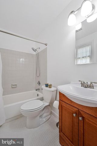 5148 PUMPHREY DR, Fairfax, VA 22032