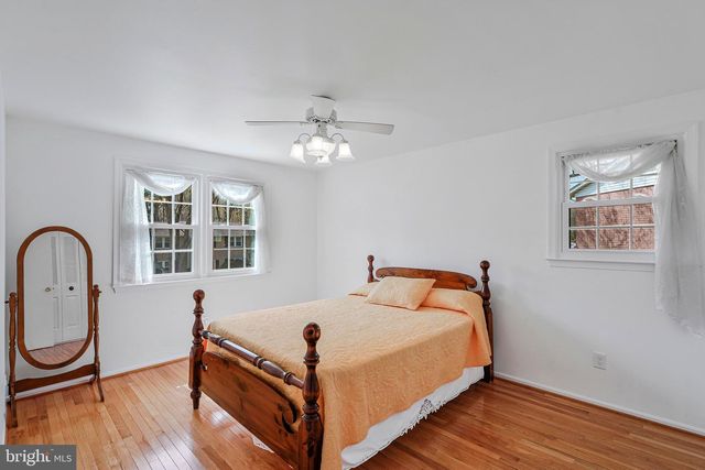 5148 PUMPHREY DR, Fairfax, VA 22032
