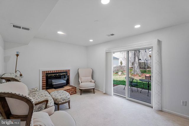 5148 PUMPHREY DR, Fairfax, VA 22032