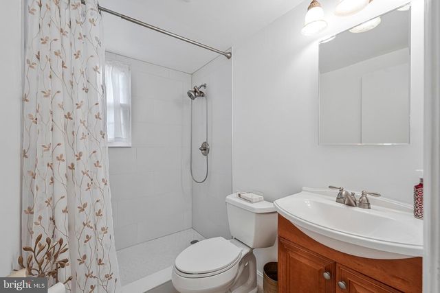 5148 PUMPHREY DR, Fairfax, VA 22032