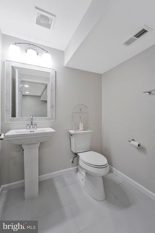 5148 PUMPHREY DR, Fairfax, VA 22032