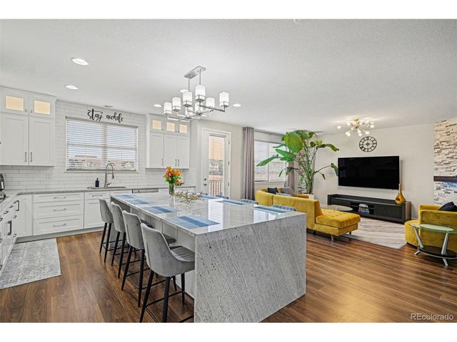 10709 Briarglen Cir, Highlands Ranch, CO 80130