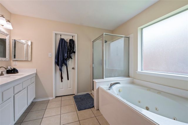 13601 Trail Meadow Lane, Rosharon, TX 77583
