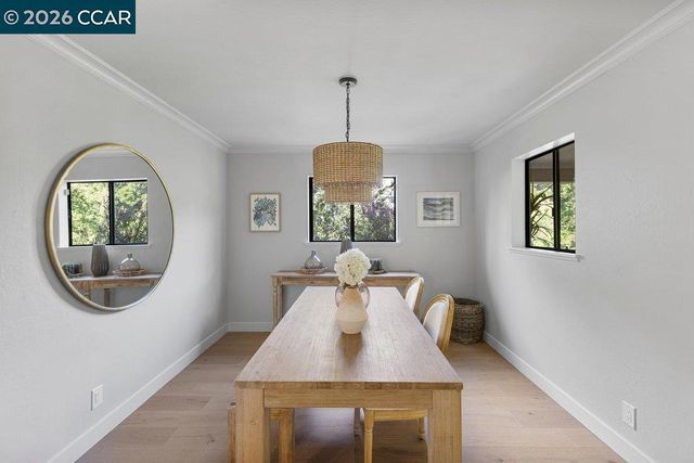 14 Springhill Lane, Lafayette, CA 94929