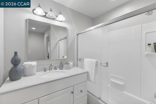 14 Springhill Lane, Lafayette, CA 94929