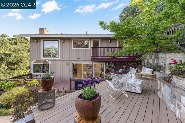 14 Springhill Lane, Lafayette, CA 94929