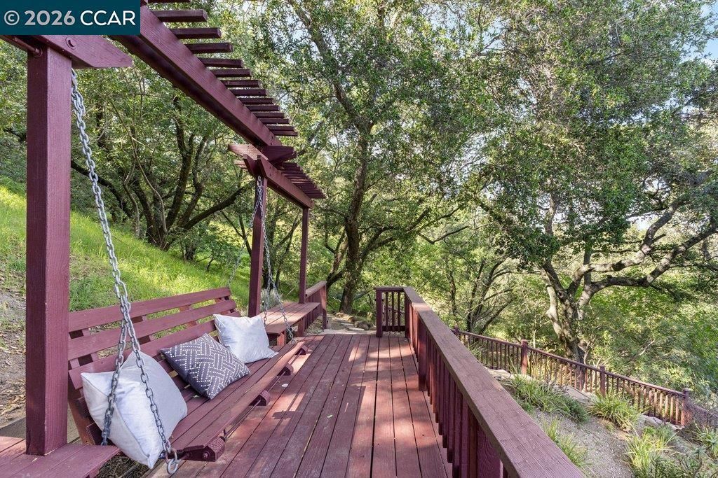 Image 42 of property listing at 14 Springhill Lane, Lafayette, CA 94929