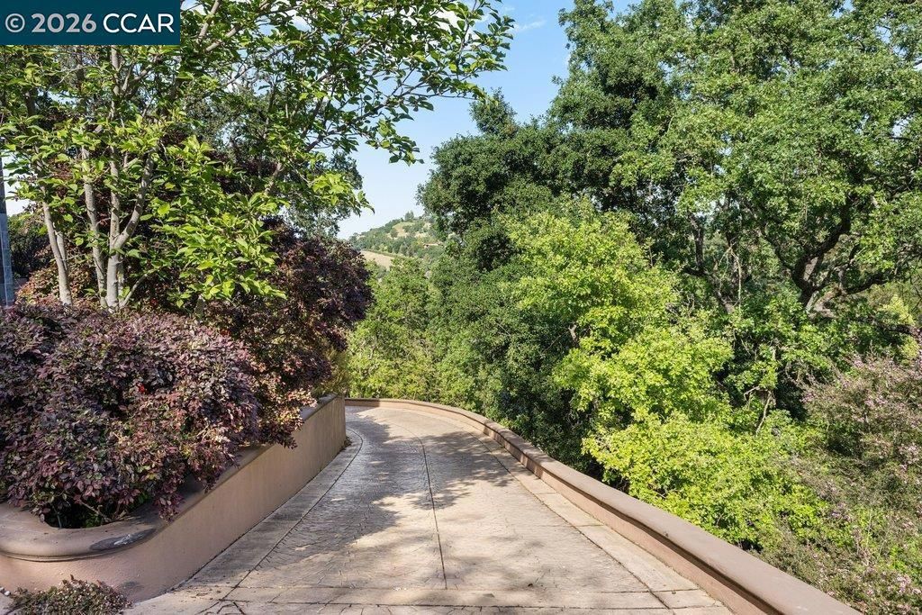 Image 47 of property listing at 14 Springhill Lane, Lafayette, CA 94929