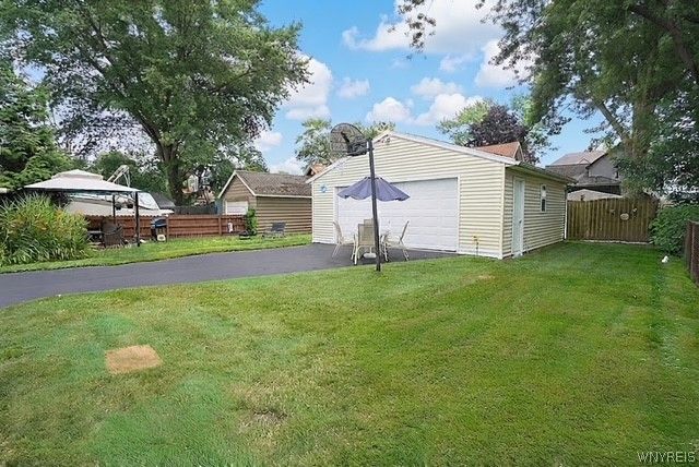 79 Stenzil Street, North Tonawanda, NY 14120