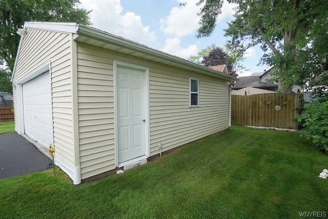 79 Stenzil Street, North Tonawanda, NY 14120