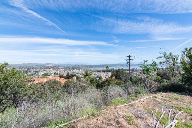 2930 Lakeview, Lake Elsinore, CA 92530