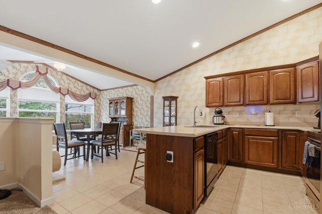 2122 Castle Pines Court, Hamilton, OH 45013