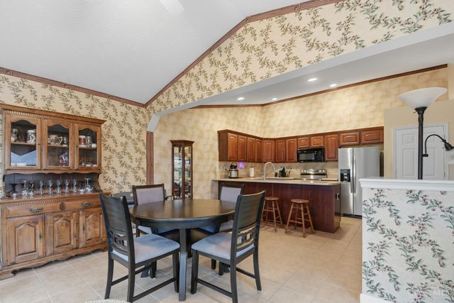 2122 Castle Pines Court, Hamilton, OH 45013