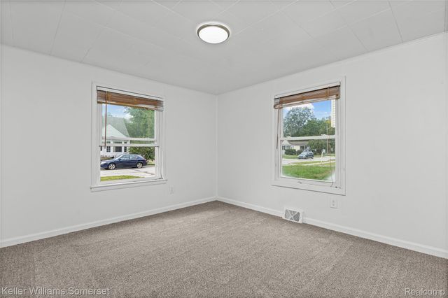 26322 Delton Street, Madison Heights, MI 48071