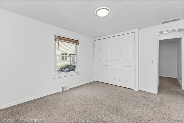 26322 Delton Street, Madison Heights, MI 48071