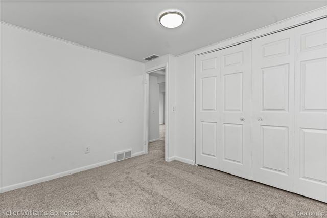 26322 Delton Street, Madison Heights, MI 48071