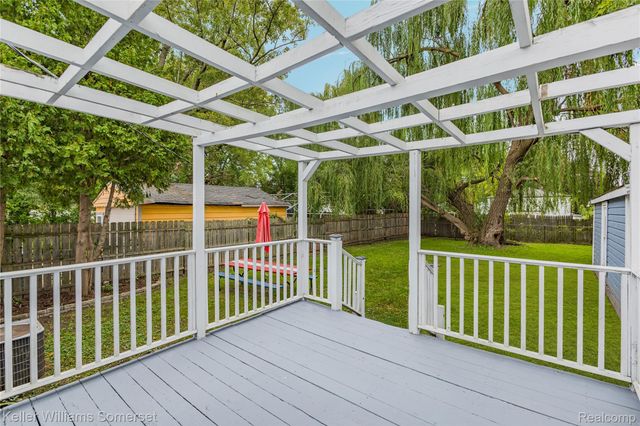 26322 Delton Street, Madison Heights, MI 48071