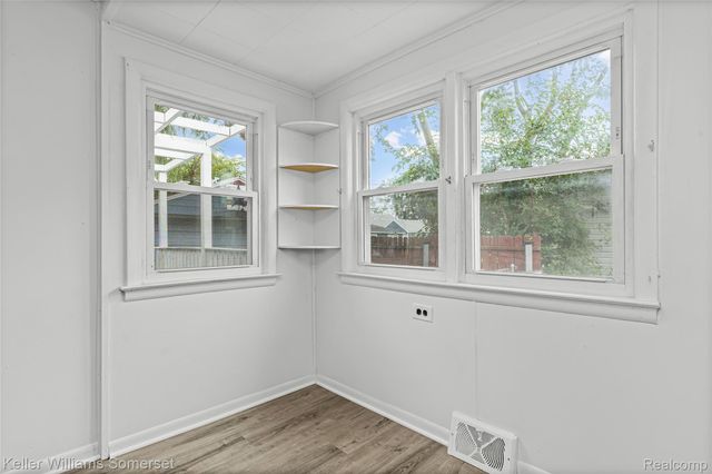 26322 Delton Street, Madison Heights, MI 48071
