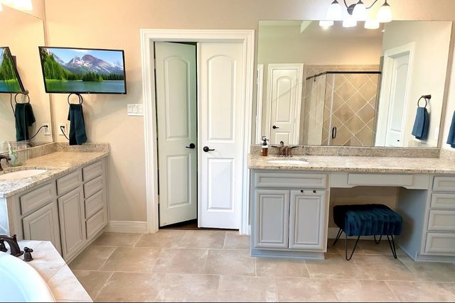 11222 Quiet Lake Drive Drive, Conroe, TX 77304