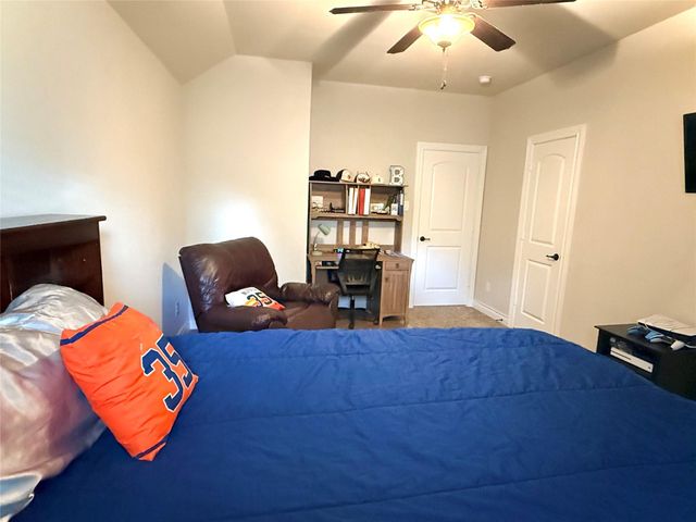 11222 Quiet Lake Drive Drive, Conroe, TX 77304