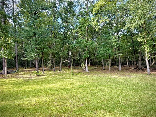 11222 Quiet Lake Drive Drive, Conroe, TX 77304