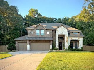 11222 Quiet Lake Drive Drive, Conroe, TX 77304