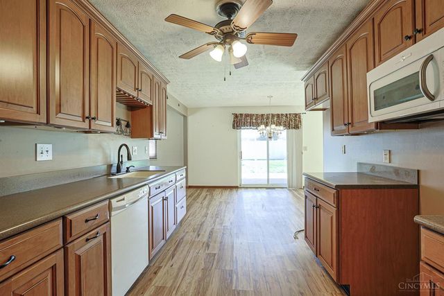 5665 River Road, Fairfield, OH 45014